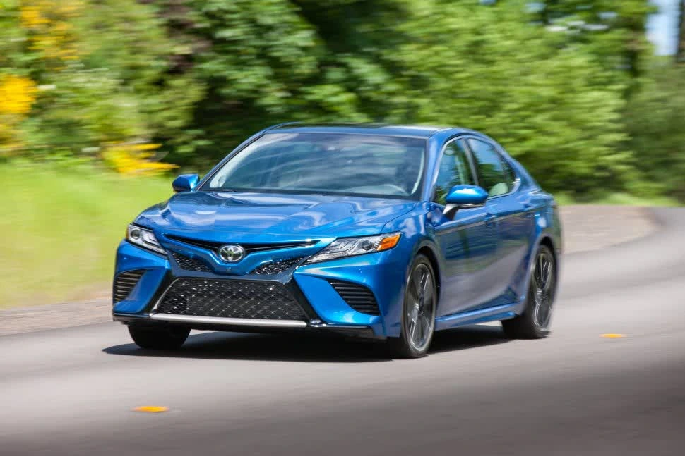 مشخصات فنی تویوتا کمری نسل هفتم  Xv70 Toyota camry 2017