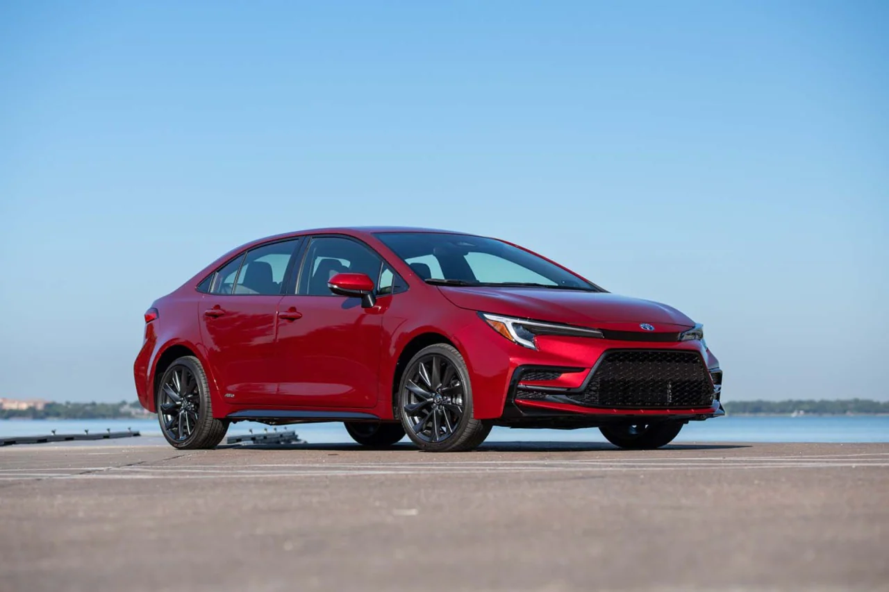 تویوتا کرولا هیبرید Toyota Corolla Hybrid 2023
