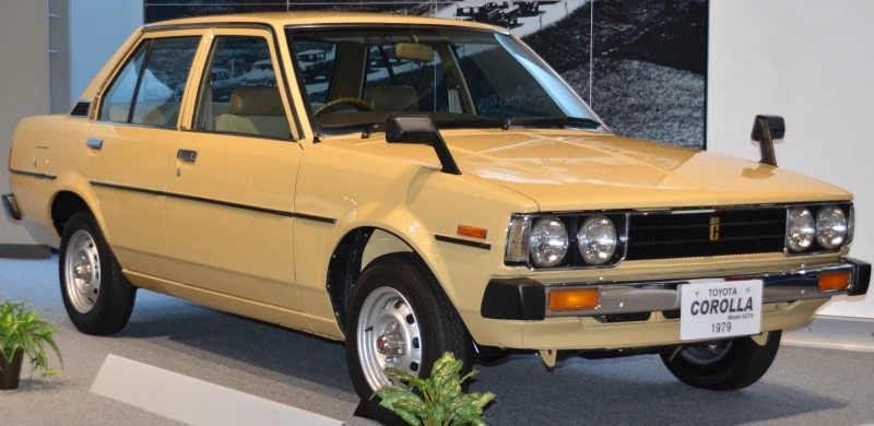 مشخصات فنی تویوتا کرولا نسل چهارم Toyota corolla E70